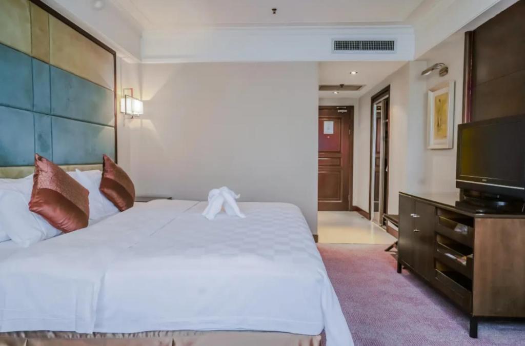 Linyi Blue Horizon Intenational Hotel Extérieur photo