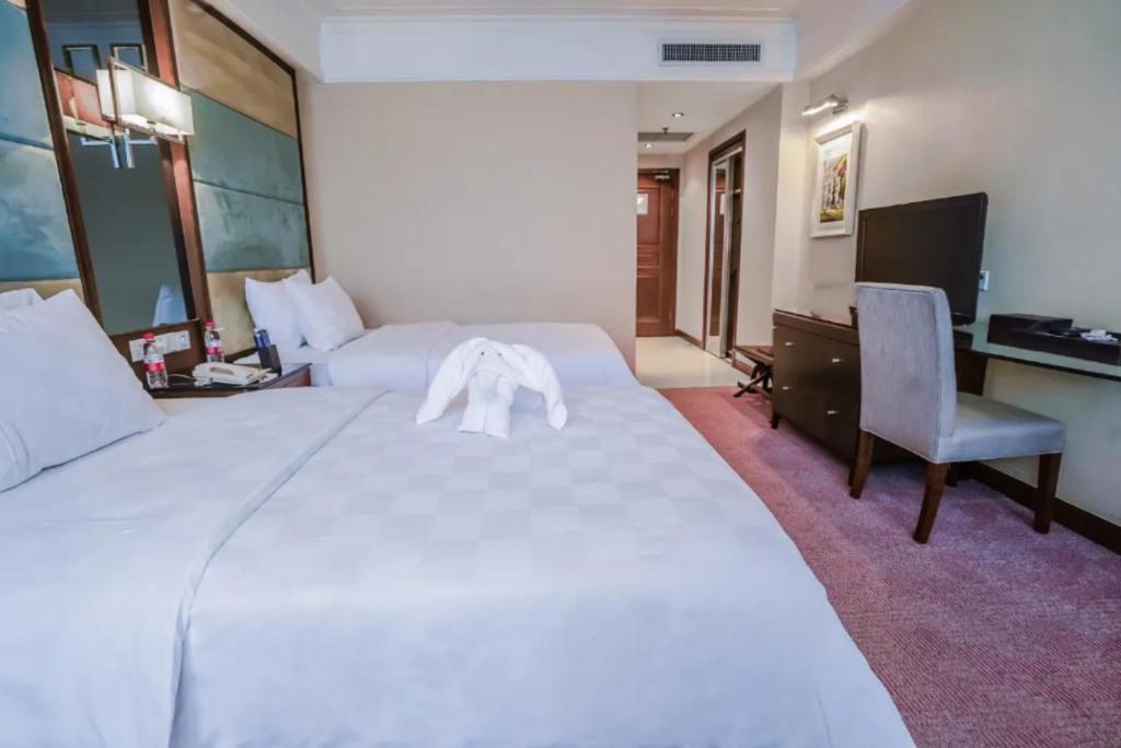 Linyi Blue Horizon Intenational Hotel Extérieur photo