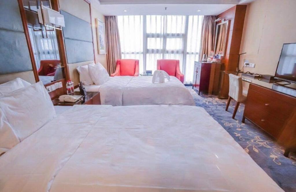 Linyi Blue Horizon Intenational Hotel Extérieur photo