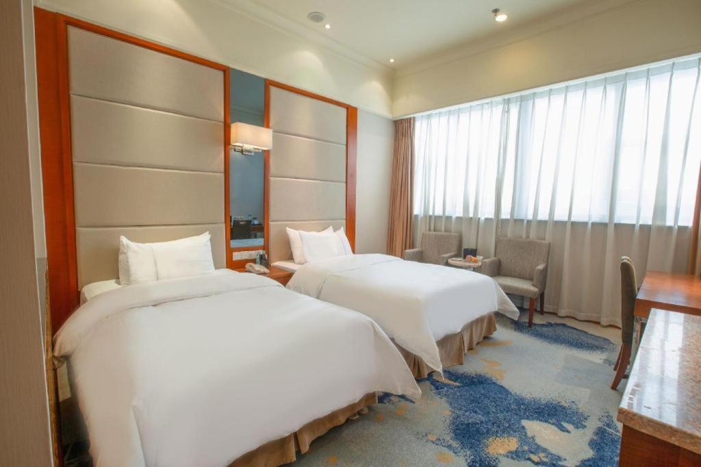 Linyi Blue Horizon Intenational Hotel Extérieur photo