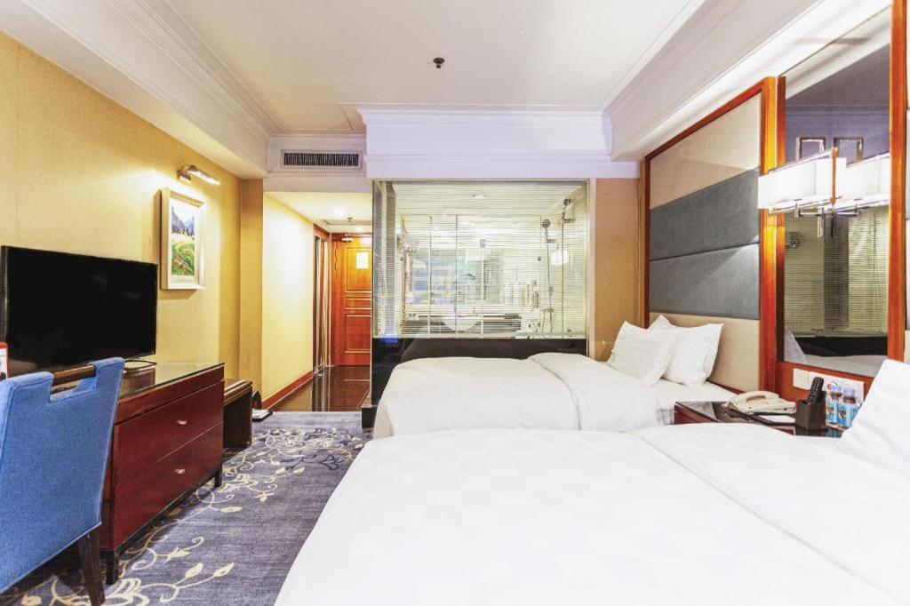 Linyi Blue Horizon Intenational Hotel Extérieur photo