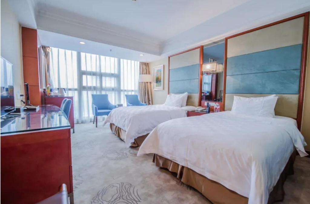 Linyi Blue Horizon Intenational Hotel Extérieur photo