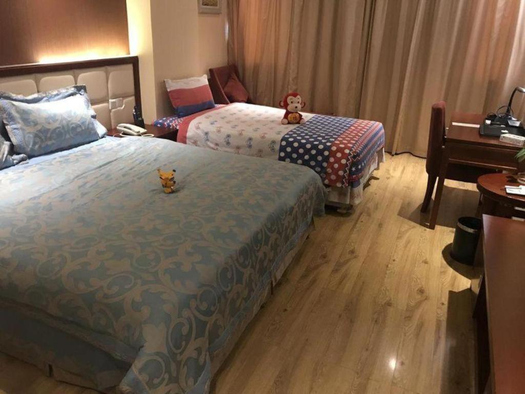 Linyi Blue Horizon Intenational Hotel Extérieur photo
