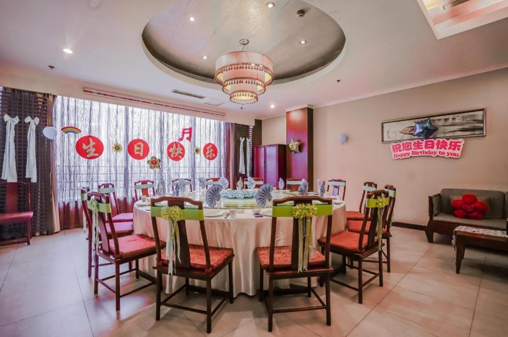 Linyi Blue Horizon Intenational Hotel Extérieur photo